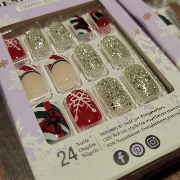 3 boxes Kiss Limited Edition holiday press on nails and 2 boxes Impress nails - Picture 3 of 7